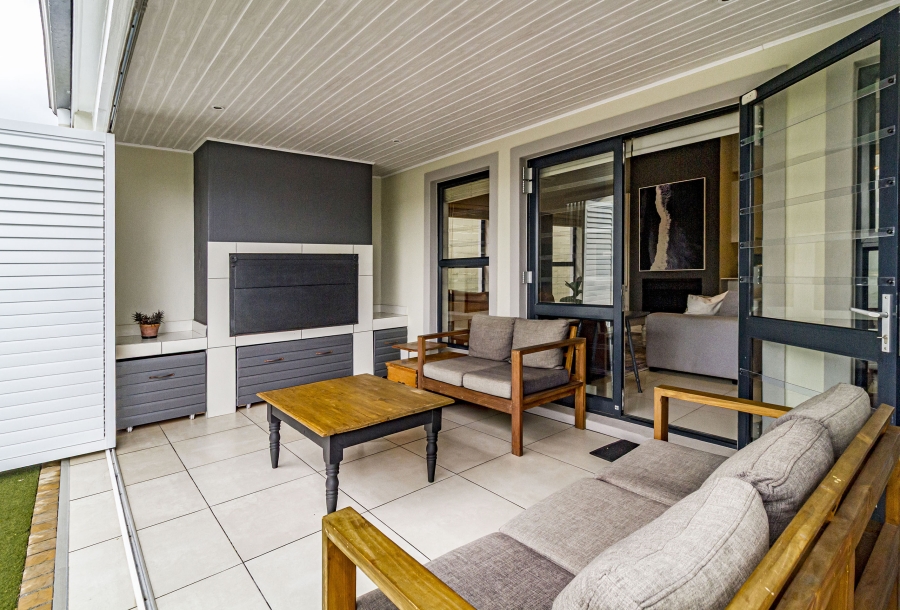 3 Bedroom Property for Sale in Heldervue Western Cape